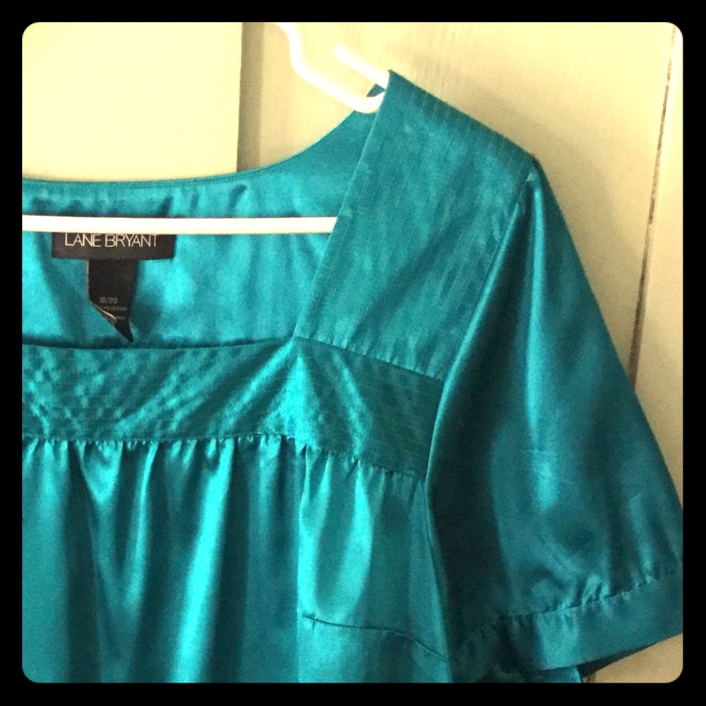 Gorgeous Lane Bryant 18/20 Teal Blouse